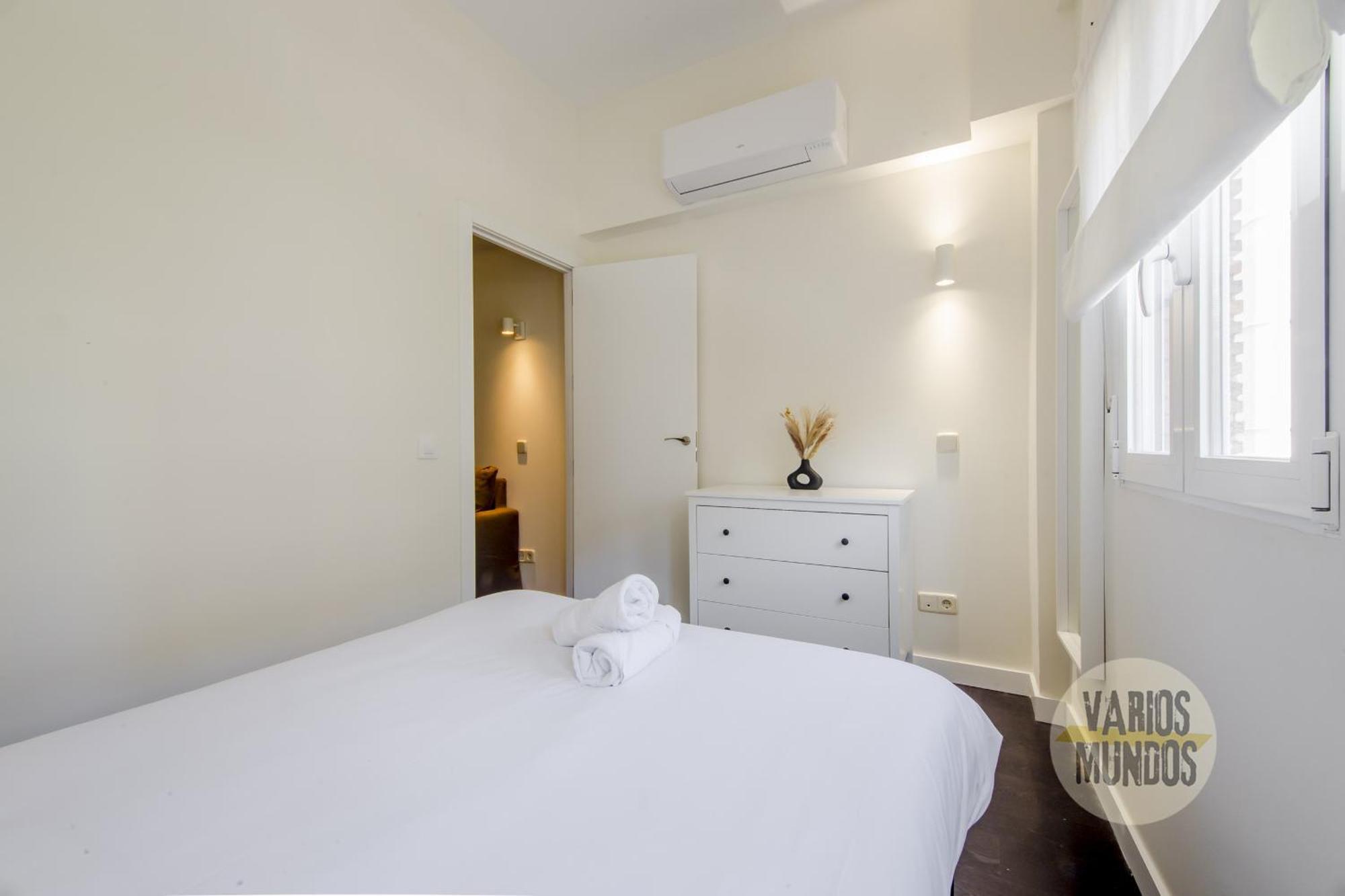 Confortable Apt Para 3 Pax A 1 Min De Gran Via Madri Exterior foto