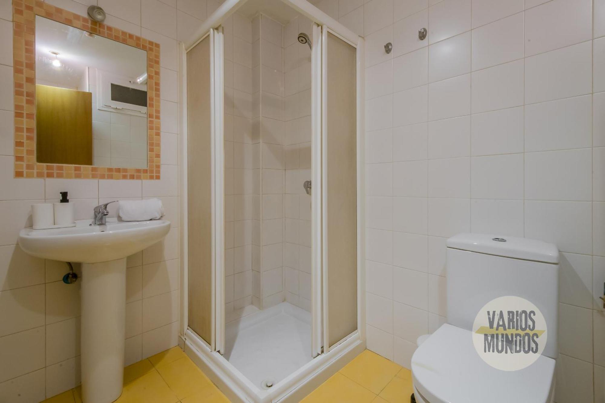 Confortable Apt Para 3 Pax A 1 Min De Gran Via Madri Exterior foto